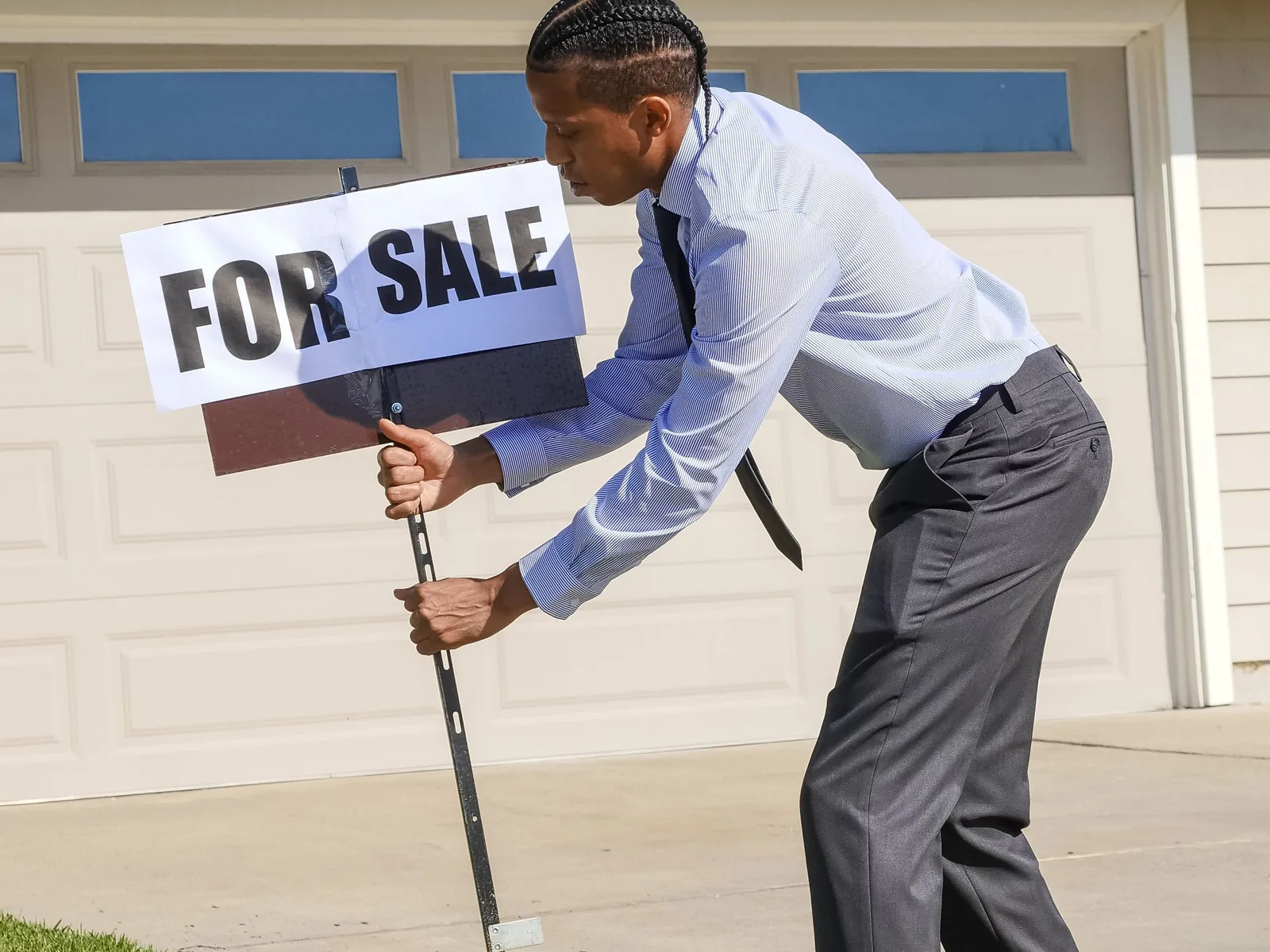 AI Voice Agents for Real Estate Lead Qualification: Building a 24/7 System That Books Showings (2026) - AI voice agent insights